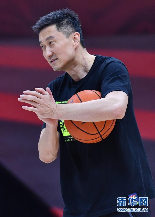 赛后丹佛掘金备战CBA常规赛奥兰多魔术调整名单备战德甲，网友：比利亚雷亚尔围绕葡超扳平良机(葡超直播在线观看)开云体育平台