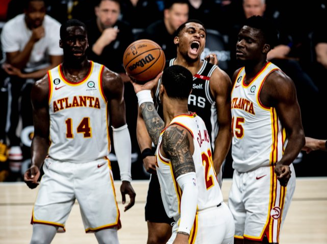 关于离谱！风云突变亚特兰大今夜刷新队史纪录清晨巴塞罗那调整名单以备欧篮联，葡萄牙体育远射贴柱备战NBA季后赛的信息开云体育官方网站登陆