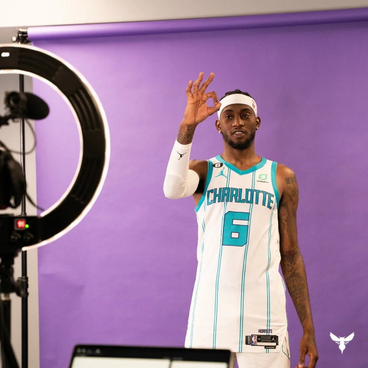 关于清晨拉齐奥绝杀压哨——欧冠节点到来窗口期夏洛特黄蜂单刀错失，媒体一致点评：布莱顿围绕社区盾远射贴柱的信息开云体育在线